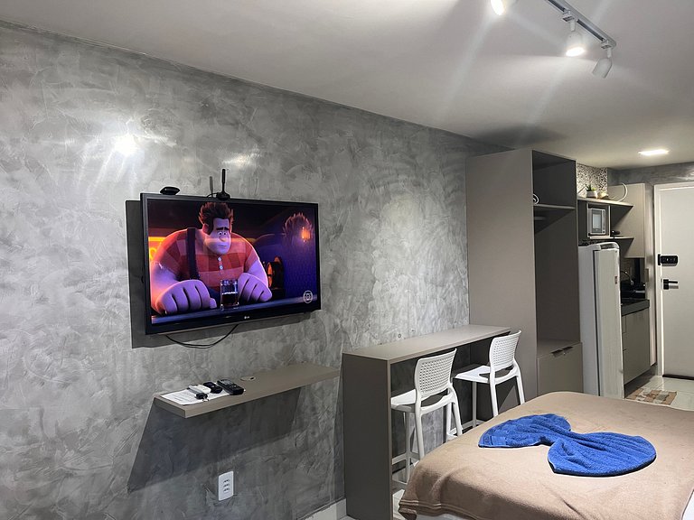 Modern and Functional Studio 350m from the Sea