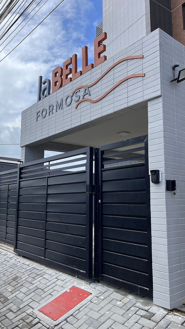 Flat Moderno e Completo a 350m do Mar