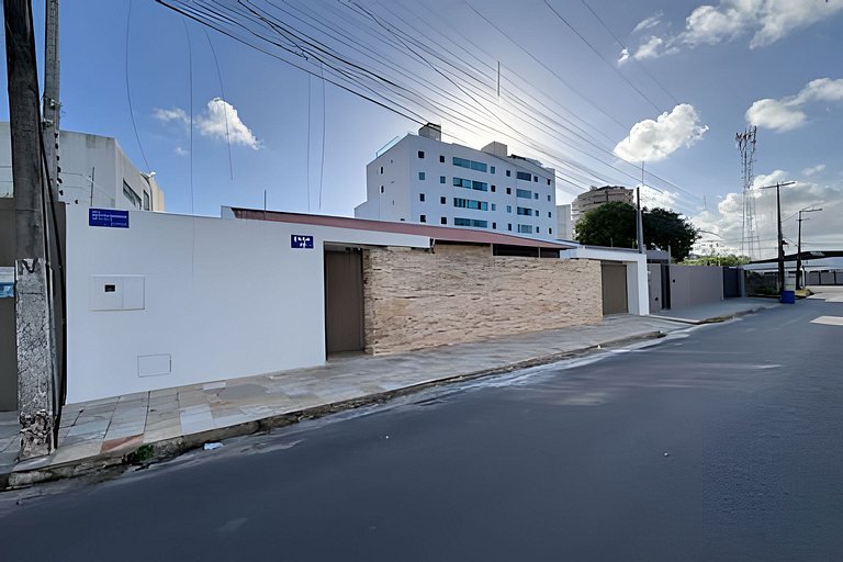 Casa de Alto Padrão com 270m² - Perfeita para Famílias