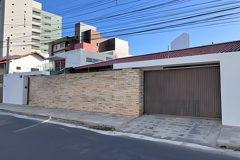 High-Standard House with 270m² - Perfect for Families