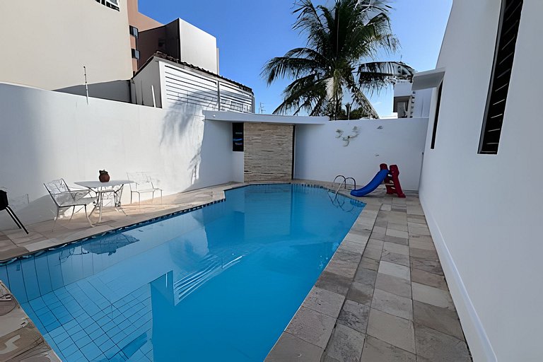 Casa de Alto Nivel con 270m² - Perfecta para Familias