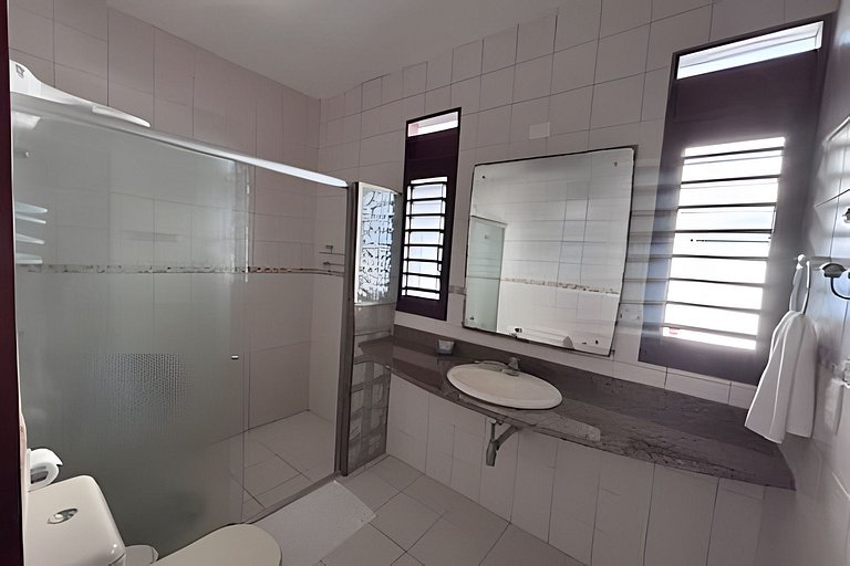 Casa de Alto Padrão com 270m² - Perfeita para Famílias