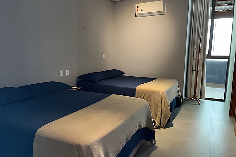 Casa Belga: Residência de Alto Padrão no Condomínio Yes Bana