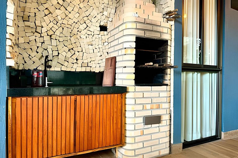 Casa Belga: Residencia de Alto Nivel en el Condominio Yes Ba